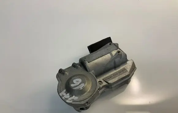 Steering wheel lock