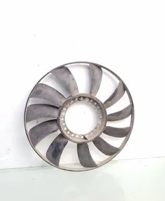 Audi A4 S4 B5 8D Fan impeller 058121301B