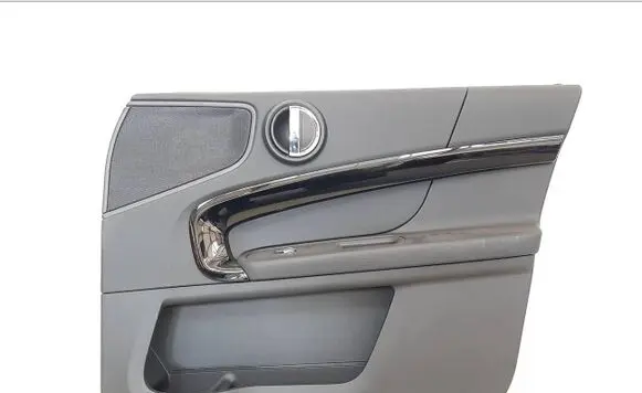 Mini Cooper Countryman F60 Front door card panel trim