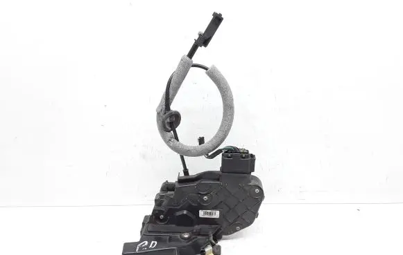 Volvo XC60 Front door lock 30799301
