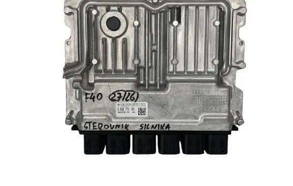 BMW 1 F40 Engine control unit/module ECU 5B32771