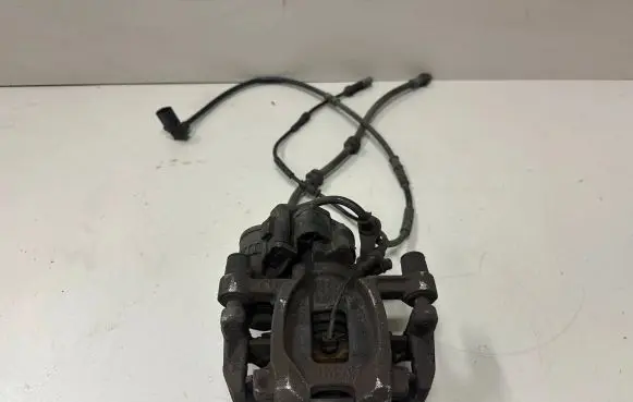 BMW 2 F45 Rear brake caliper 6798958
