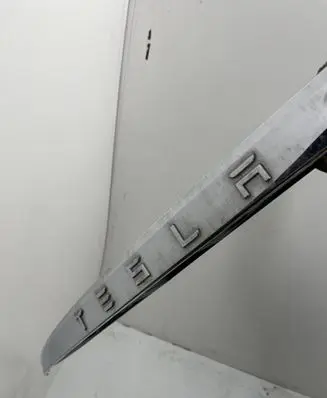 Tesla Model S Tailgate trim 102577600