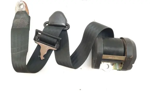 Jaguar MK II Front seatbelt KRT124050 093029884 C6657854B
