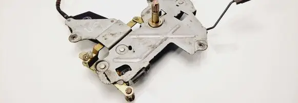 KIA Carnival Sliding door lock 