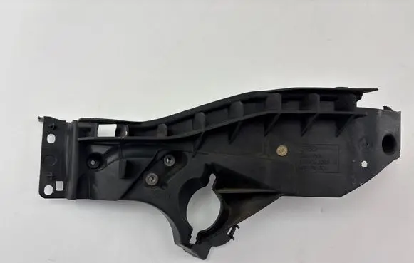 Audi A5 8T 8F Headlight/headlamp mounting bracket 8T0805608B