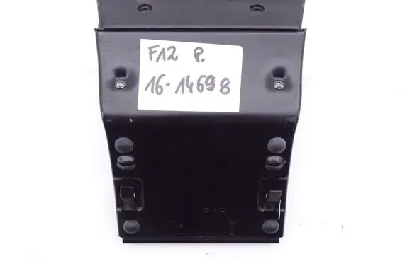 BMW 6 F12 F13 Front door seat control surround trim 