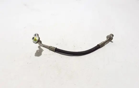 Volvo XC40 Air conditioning (A/C) pipe/hose 32226205