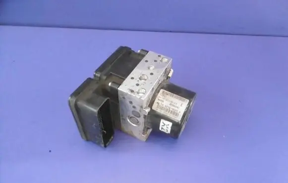 Ford Fiesta ABS Pump AV592C405EA 10021206604