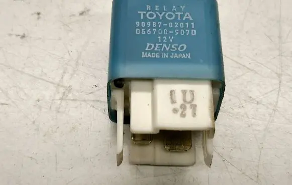 Lexus IS 200-300 Other relay 9098702011 0567009070