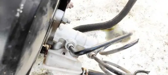 Mazda CX-7 Master brake cylinder 0204223634
