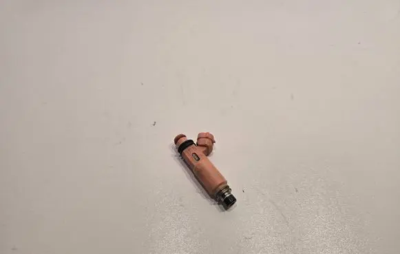 Fuel injector
