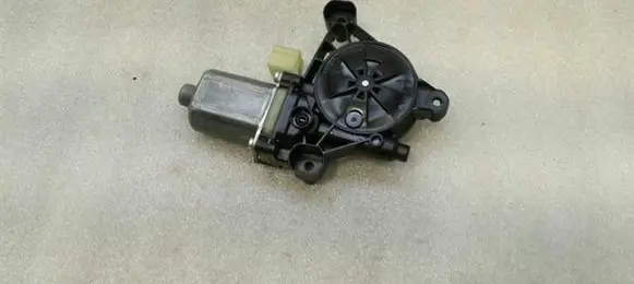 Porsche Macan (95B) Front door window regulator motor 5Q0959802B