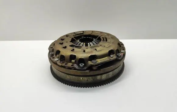 BMW 5 E60 E61 Clutch set kit 7563287 21217563287 7559529