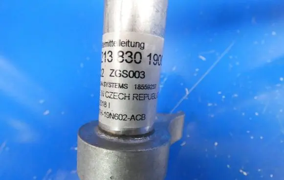 Mercedes-Benz E W213 Air conditioning (A/C) pipe/hose A2138301900