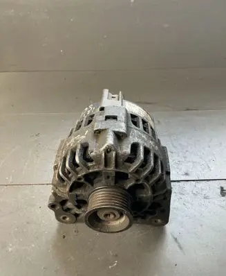 Seat Ibiza III (6L) Generator/alternator 03D903025J 2542746B