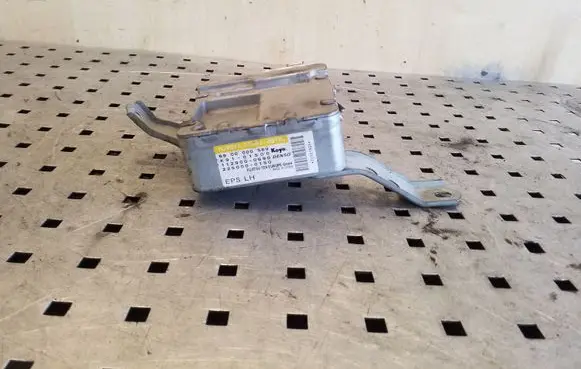 Toyota Yaris Power steering control unit/module 6900000569