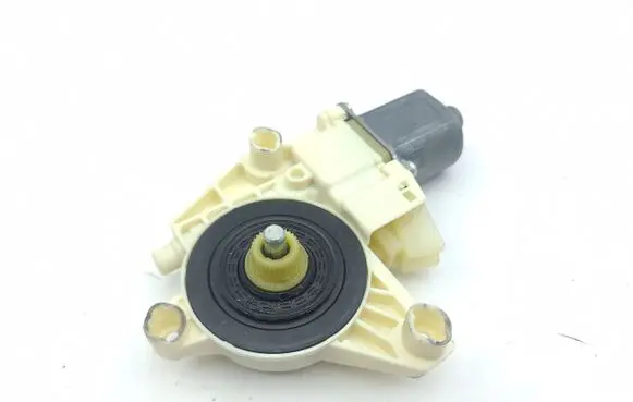 Mercedes-Benz GLK (X204) Front door window regulator motor A2048200142
