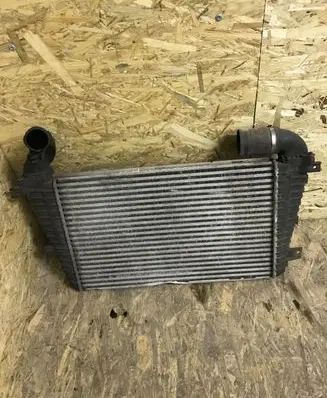 Opel Zafira B Intercooler radiator
