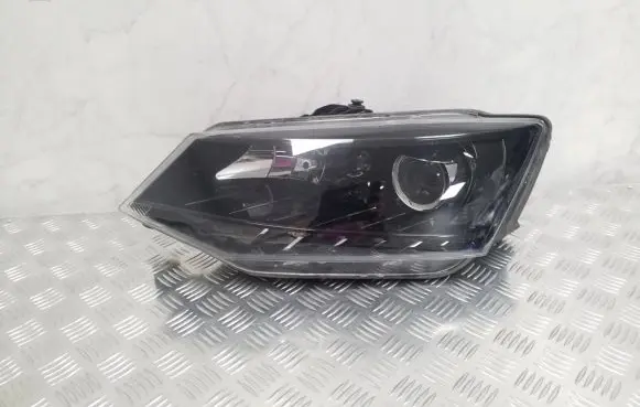 Skoda Fabia Mk3 (NJ) Headlight/headlamp 6V1941015B