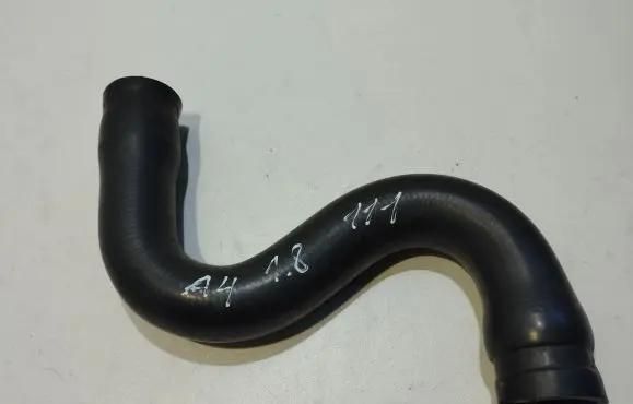 Audi A4 S4 B5 8D Engine coolant pipe/hose