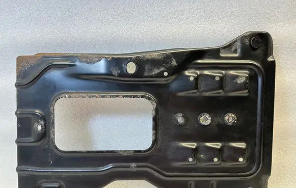 Mercedes-Benz CLK A209 C209 Battery tray 