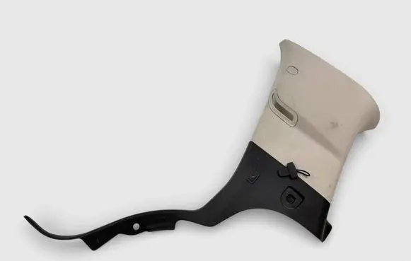 Cadillac Escalade (C) pillar trim 25797303 15220197 15829577