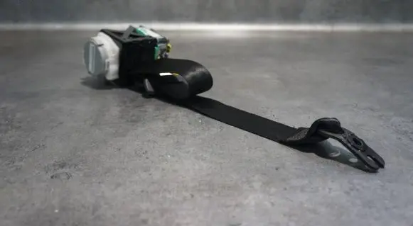 Audi A8 S8 D4 4H Rear seatbelt 4H0857805D