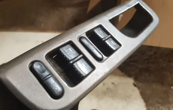 Volkswagen PASSAT B5 Electric window control switch 3B4959793