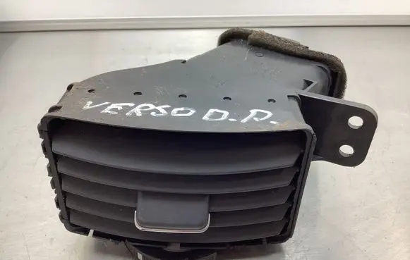 Toyota Corolla Verso AR10 Dashboard side air vent grill/cover trim 5566064010 6556424010
