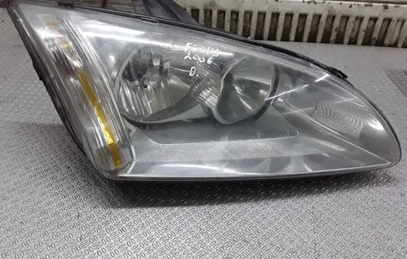 Ford Focus Headlight/headlamp 4M5113W029AD