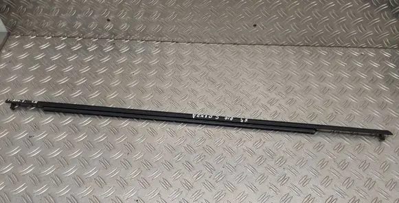 Toyota Verso-S Rear door glass trim molding
