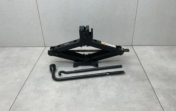 Jeep Grand Cherokee Lift Jack 04766498AA
