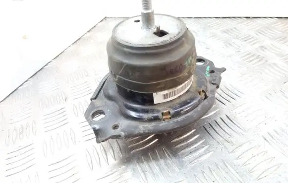 Jeep Grand Cherokee Engine mount bracket 52124677AG