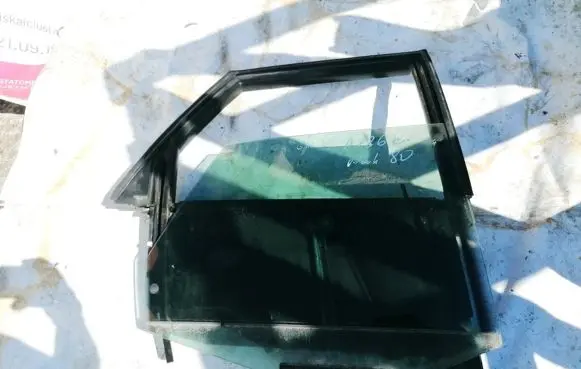 Audi 80 90 B3 Rear door window/glass frame 