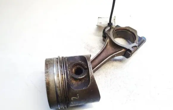 Volkswagen Golf II Piston with connecting rod 075193