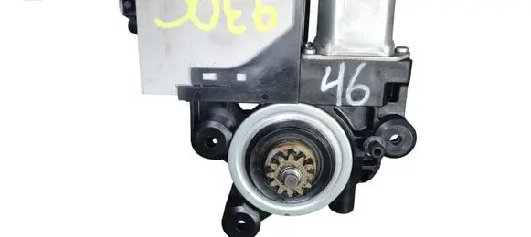 Ford C-MAX I Rear door window regulator motor 7M5T14B534CC 942414102 5WK11598E