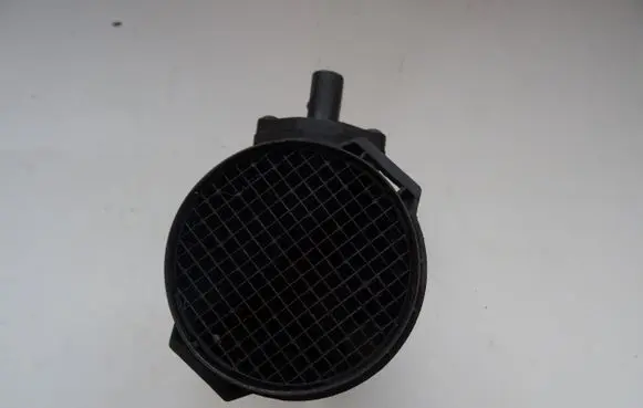Audi A6 S6 C5 4B Mass air flow meter AMMQ19615