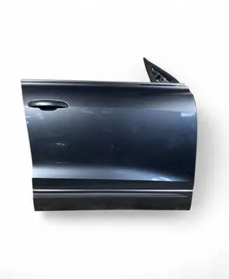 Audi Q8 Front door