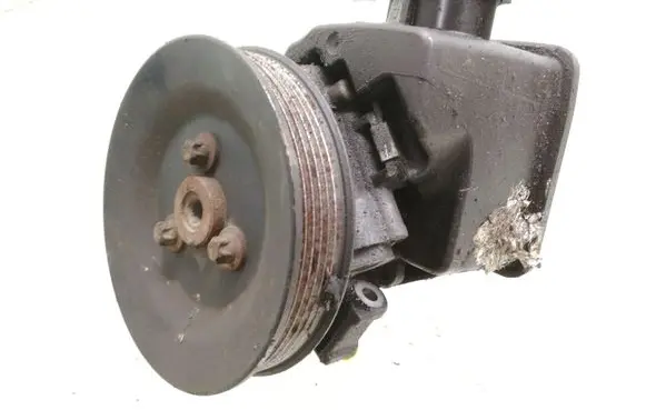 Mercedes-Benz Vito Viano W639 Power steering pump A0034667201 7692900530