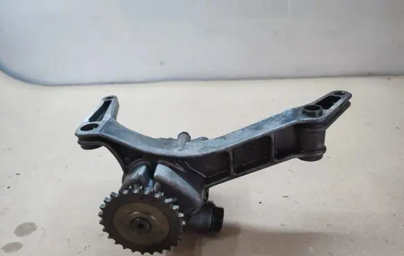 KIA Sorento Oil pump 