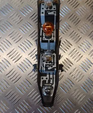 Renault Scenic II - Grand scenic II Tail light bulb cover holder 15911900
