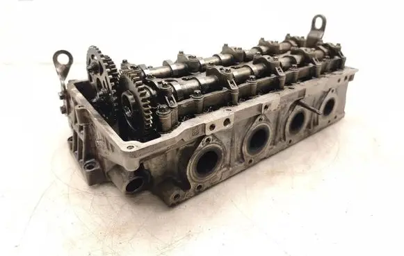 BMW 1 F20 F21 Engine head 7812603 7797511