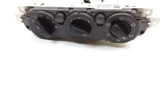 Ford Focus C-MAX Climate control unit 3M5T19980AC 69607320 69607003