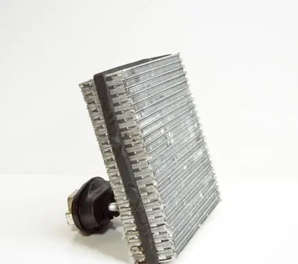 Skoda Octavia Mk2 (1Z) A/C cooling radiator (condenser) 1K0820679