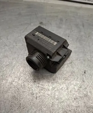 Mercedes-Benz E W211 Ignition lock 2115451008 33002205 5002015610206166