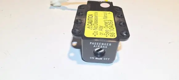 Mitsubishi Pajero Passenger airbag on/off switch 8610A059