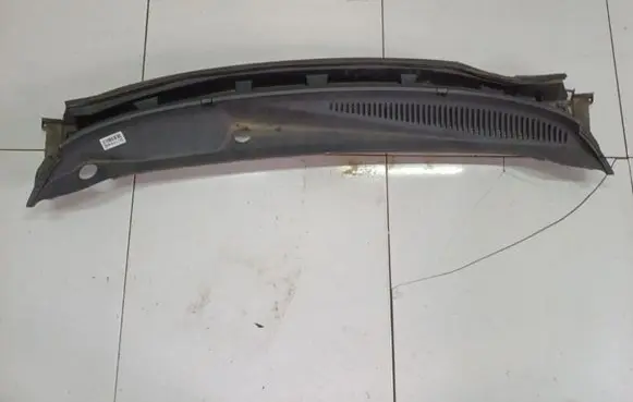 Nissan Note (E11) Wiper trim 668629U100