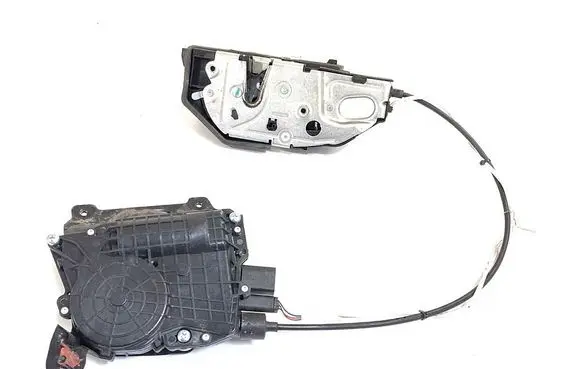 BMW 5 GT F07 Front door lock