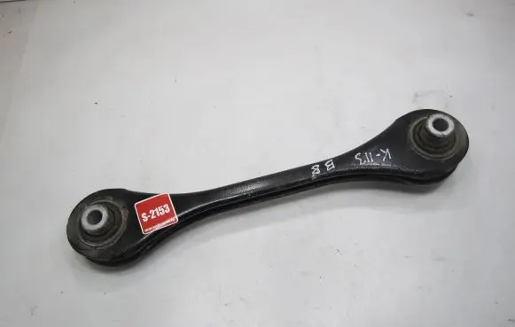 Volkswagen PASSAT B8 Rear upper control arm/wishbone 5Q0501529F